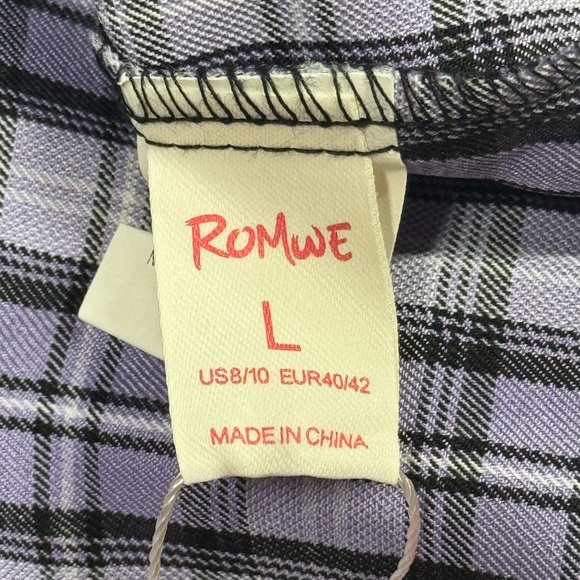 ROMWE size large NWT purple plaid design dress with black lace detailing. - Picture 9 of 10